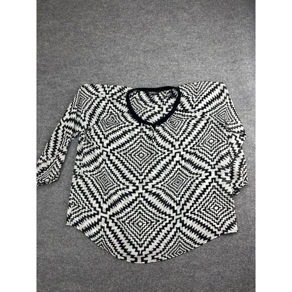 Ulla Popken Shirt Womens 20/22 Black White Geometric Print Henley Blouse Plus - Picture 1 of 8